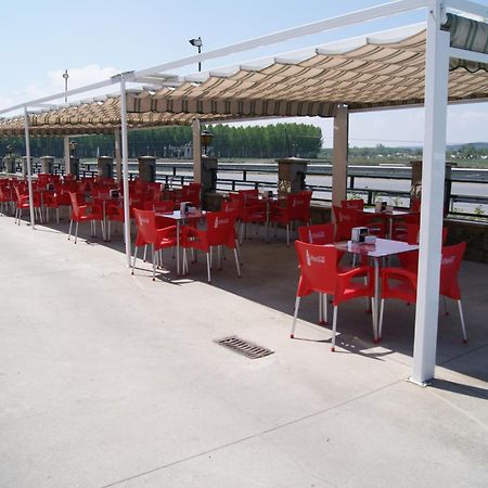 Hotel Alameda Alba De Tormes Zewnętrze zdjęcie