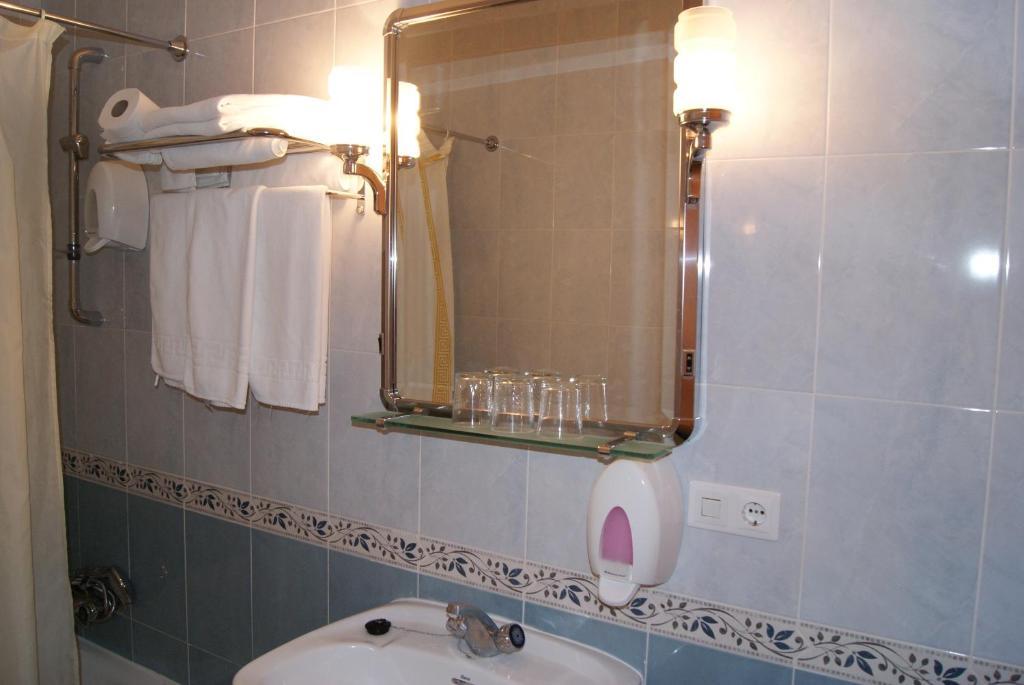 Hotel Alameda Alba De Tormes Pokój zdjęcie