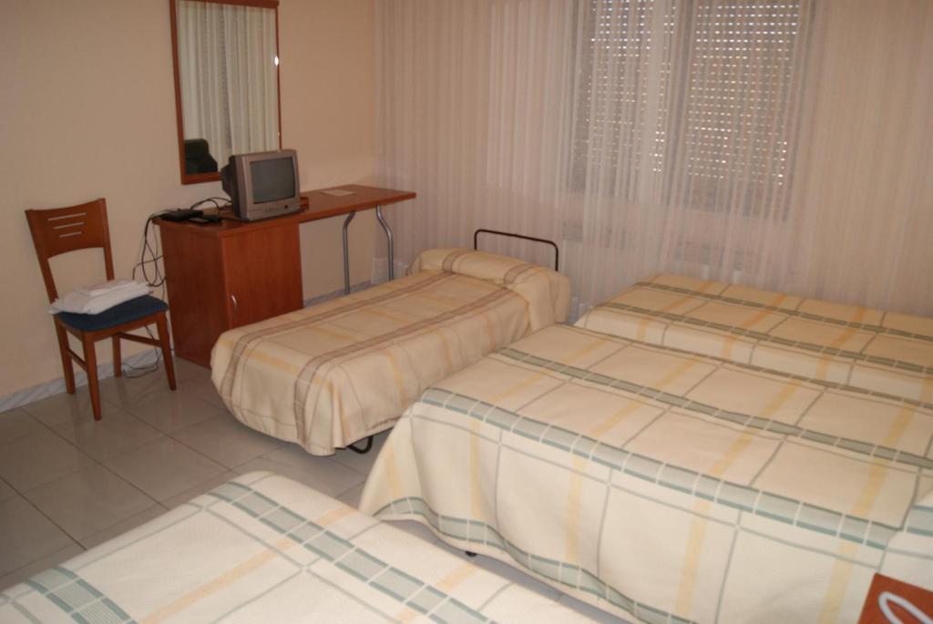 Hotel Alameda Alba De Tormes Pokój zdjęcie